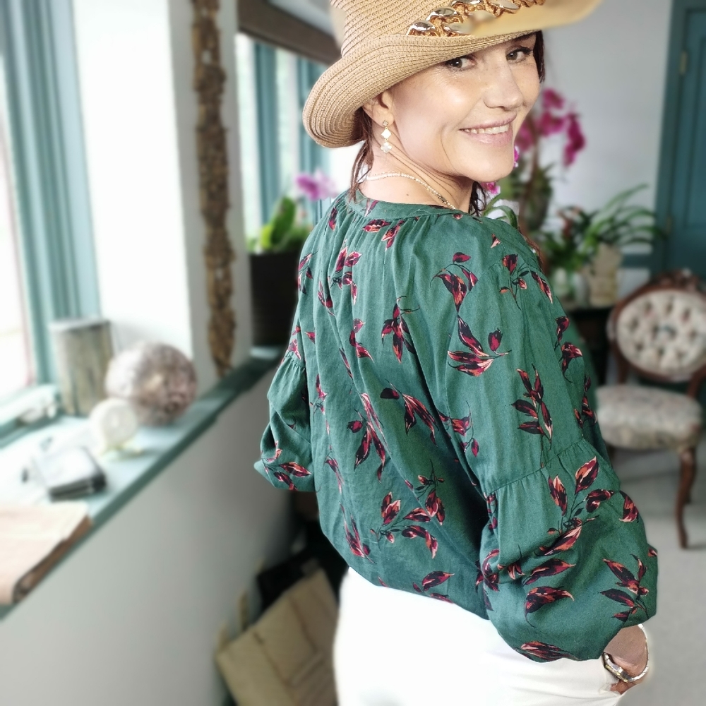 Green VISCOSE boho blouse - Picture 8 of 13